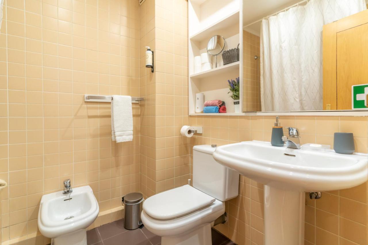 Lv Premier Baixa Pr2 Elevator, City View, Balcony Лиссабон Экстерьер фото