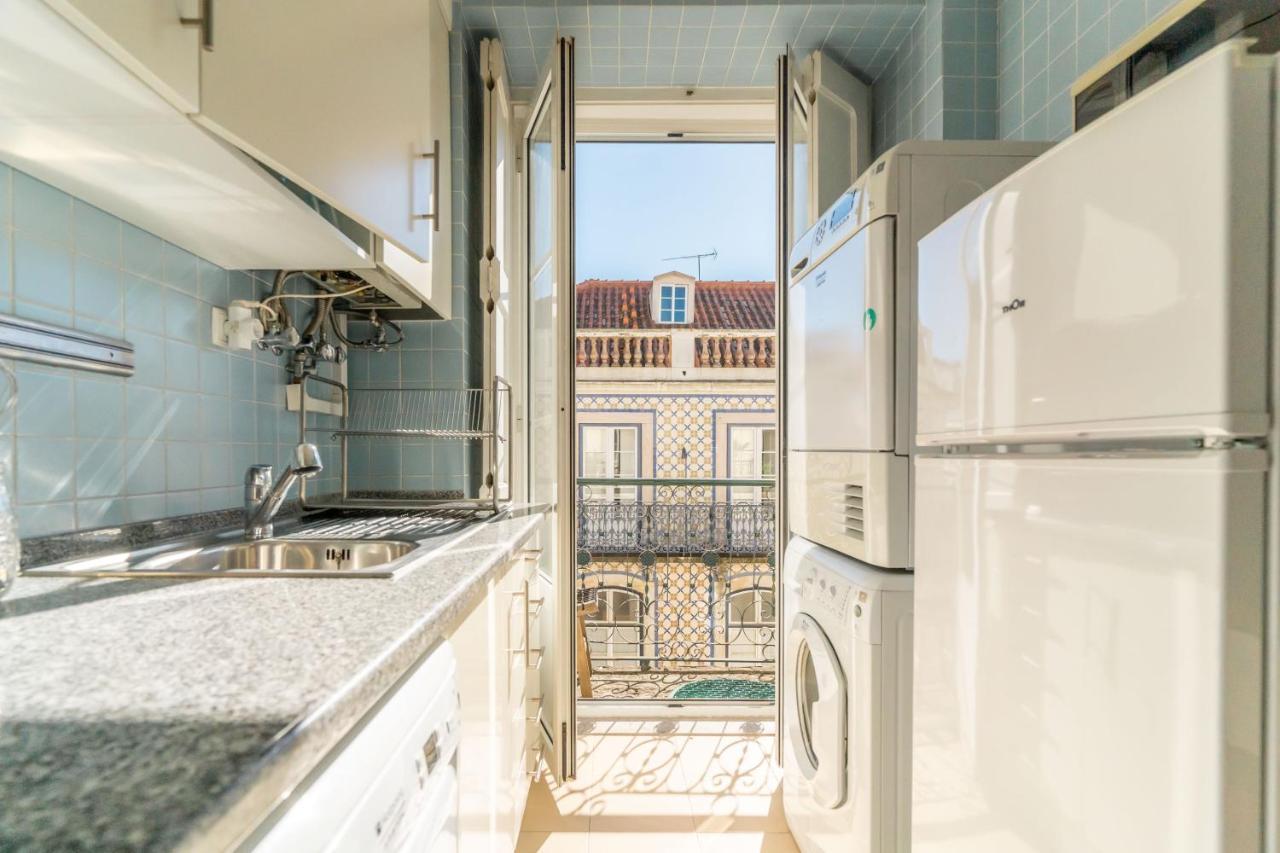 Lv Premier Baixa Pr2 Elevator, City View, Balcony Лиссабон Экстерьер фото